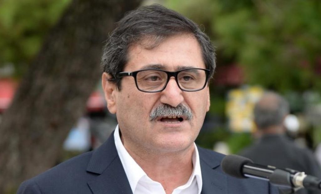 Κώστας Πελετίδης - Δήμαρχος Πάτρας: «Ανεπιθύμητος στην πόλη ο Αμερικανός πρέσβης, ο εκπρόσωπος των φονιάδων των λαών»
