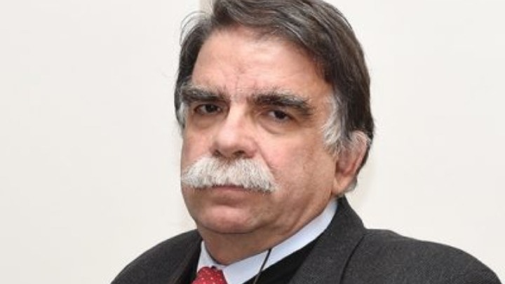 Βατόπουλος προς νεολαία: «Ας συνειδητοποιήσει ότι είμαστε σε μια χρονιά που δεν θα διασκεδάσει πολύ»