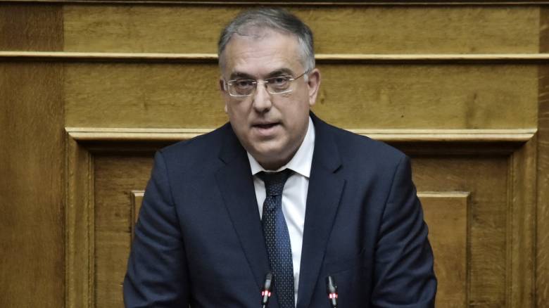 Έρχονται 8.620 προσλήψεις το 2021 σε υγεία, ασφάλεια, παιδεία, Ένοπλες Δυνάμεις και Αυτοδιοίκηση