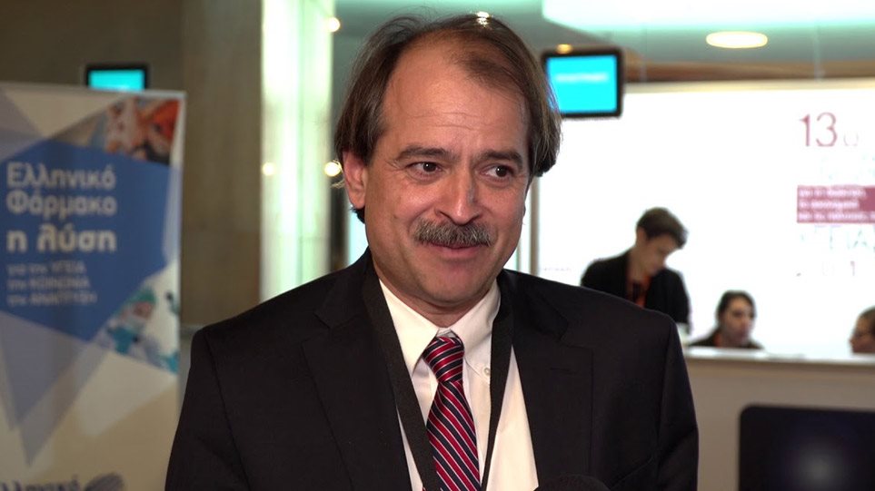 Kαθηγητής Τζον Ιωαννίδης: Έως και 1 εκατομμύριο Έλληνες έχουν μολυνθεί με κoρoνοϊό - «Τυφλή» λύση το lockdown