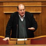 Νίκος Φίλης για τις συναθροίσεις: Με την απαγόρευση κλείνουν το μάτι στον Χρυσαυγιτισμό