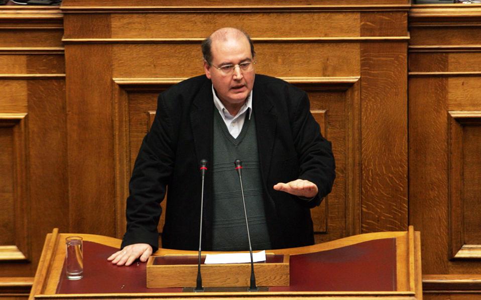 Νίκος Φίλης για τις συναθροίσεις: Με την απαγόρευση κλείνουν το μάτι στον Χρυσαυγιτισμό