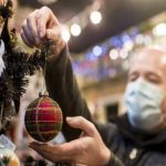 Πέτσας: Πόσα άτομα επιτρέπονται σε σπίτια τις γιορτές τα Χριστούγεννα
