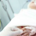 Ηράκλειο: Ελεύθεροι οι γονείς του παιδιού που έπεσε από το μπαλκόνι – Μάχη να κρατηθεί στη ζωή δίνει o 5χρονος
