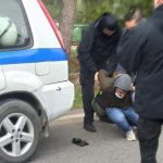 Συνελήφθη Αφγανός που απείλησε αστυνομικό με μαχαίρι