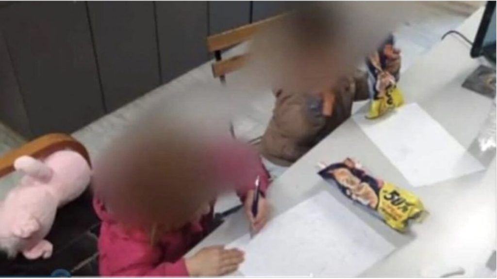 Mάνα εγκατέλειψε δυο μικρά παιδιά της στον Αγιο Παντελεήμονα – «Δε μπορώ άλλο να τα συντηρήσω»