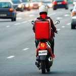 Νωρίτερα θα κλείνουν Σούπερ μάρκετ και take away - Εξετάζεται το ενδεχόμενο το delivery να διατηρηθεί ως τα μεσάνυχτα