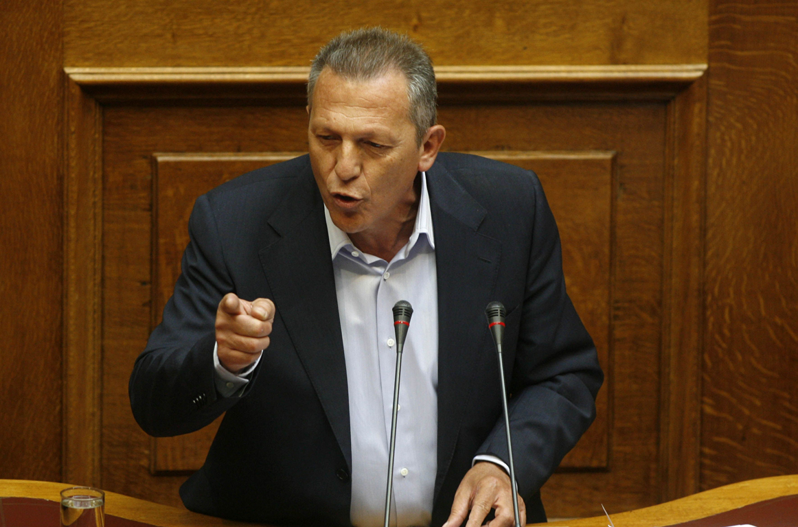 Θανάσης Παφίλης (ΚΚΕ): «Εμείς φορούσαμε όλοι μάσκες, δείτε πώς ήταν οι αστυνομικοί»