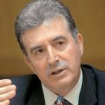 Μιχάλης Χρυσοχοΐδης για γιορτές: «Να τις κάνουμε τηλεφωνικά ή μέσω Skype»
