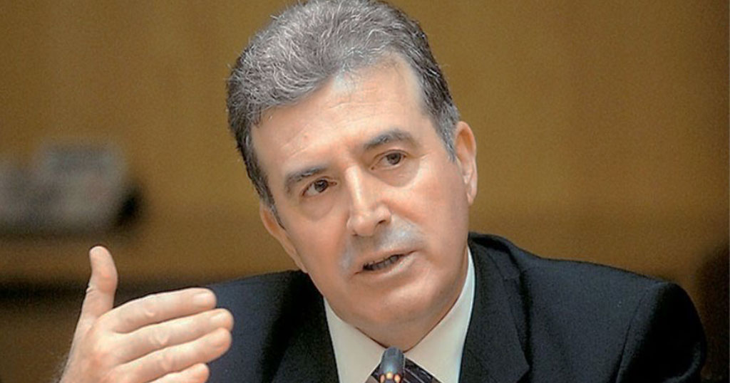 Μιχάλης Χρυσοχοΐδης για γιορτές: «Να τις κάνουμε τηλεφωνικά ή μέσω Skype»