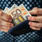 Έρχονται ριζικές αλλαγέςσε επιδόματα, συντάξεις και κατώτατο μισθό
