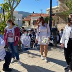 Σπαραγμός στο τελευταίο αντίο της 15χρονης Κλαίρης – Στα λευκά οι συμμαθητές της