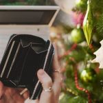 6 στους 10 Έλληνες θα κάνουν Χριστούγεννα με μόλις 200 ευρώ σύμφωνα με έρευνα