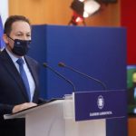 Στέλιος Πετσας: Ανοίγουν σταδιακά τα καταστήματα, μένει κλειστή η εστίαση - Aπαγόρευση σε εκτός νομού μετακινήσεις και κλειστά σχολεία