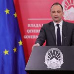 Υπουργός Σκοπίων: «Η Ελλάδα θα μας δώσει ένα μέρος από την πρώτη παραλαβή εμβολίων»