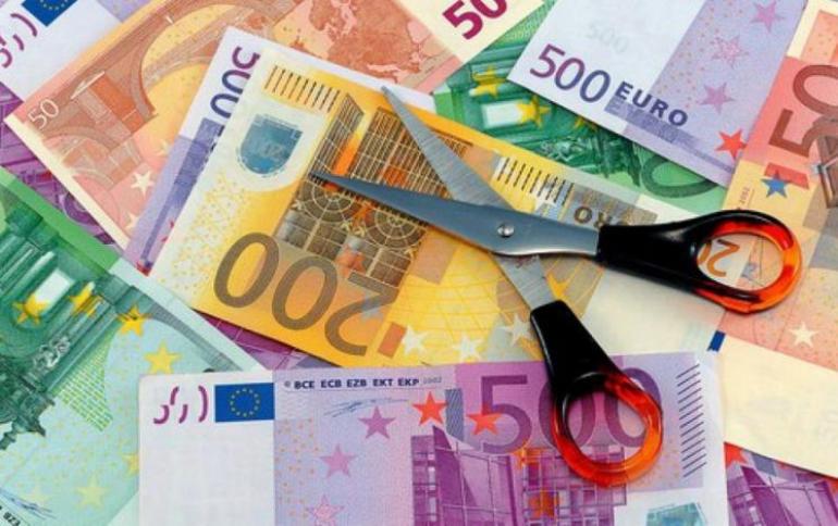 Πώς θα «κουρέψετε» υποχρεώσεις σε Δημόσιο και τράπεζες - Δείτε όλα τα προγράμματα