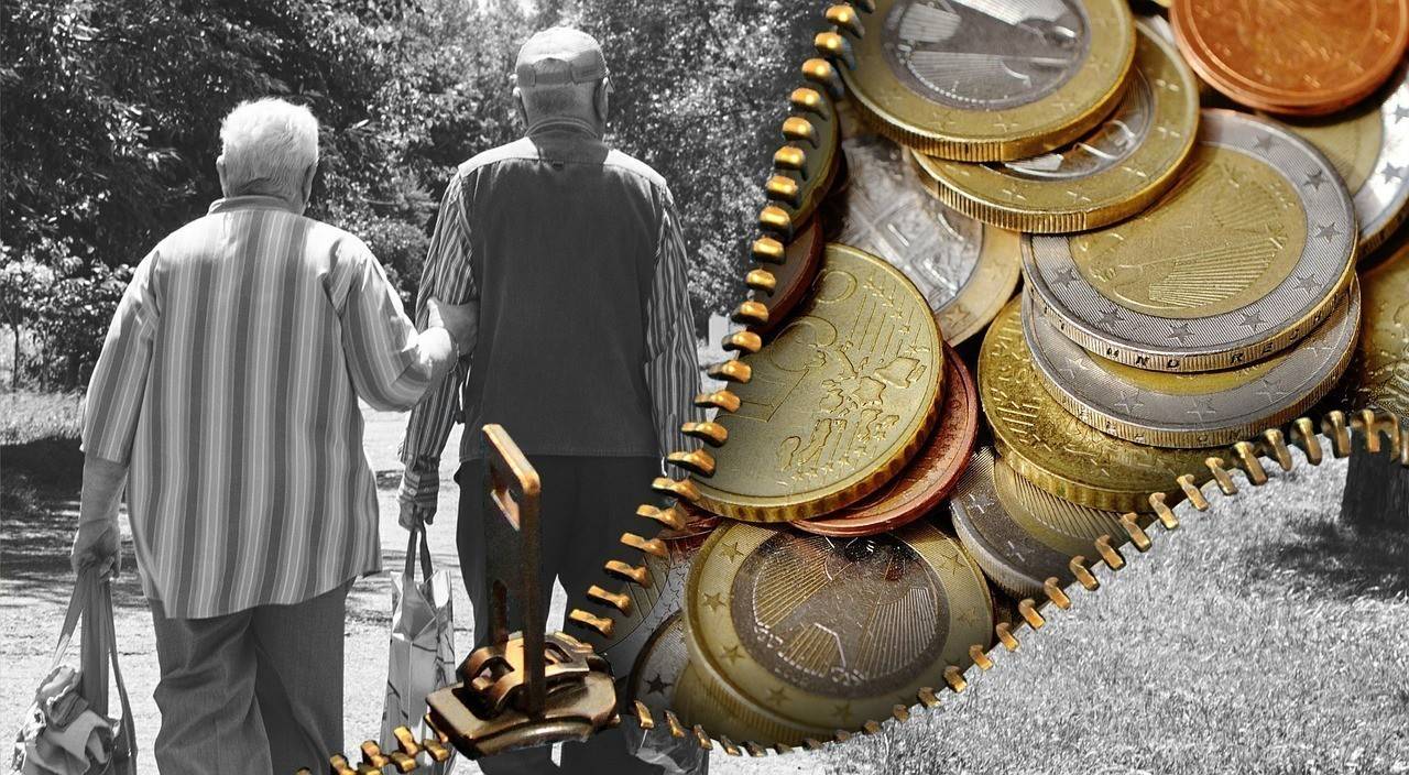 Ξαναπληρώνουν για να πάρουν τη σύνταξή τους - Πρόσθετο «χαράτσι» για τους συνταξιούχους