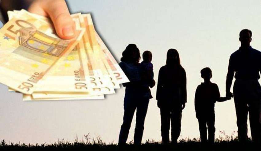 ΟΠΕΚΑ: Άνοιξε πάλι η πλατφόρμα για την υποβολή αιτήσεων για το επίδομα παιδιού Α21