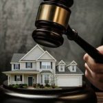 Πιέσεις για επανεκκίνηση πλειστηριασμών από τράπεζες και εταιρείες διαχείρισης δανείων