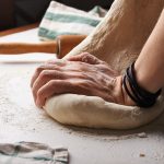 Ζητείται Αρτοποιός - Βοηθός από αρτοποιείο