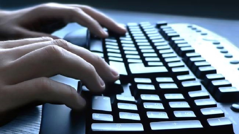 Ζητείται γραμματέας σε φροντιστήριο