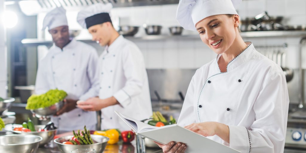 Ζητείται Μάγειρας για brunch από Café Bar Restaurant (Μισθός 1.300€)