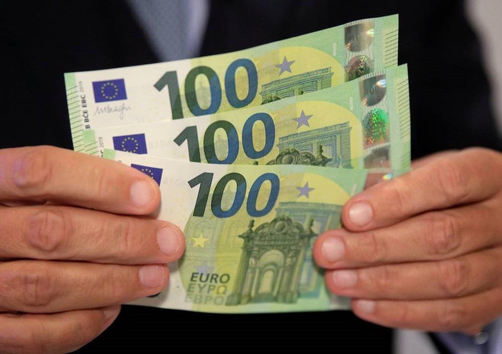 Αποζημιώσεις έως 4.000 ευρώ σε επιχειρήσεις: Ποιοι θα τις λάβουν και ποιοι μένουν εκτός