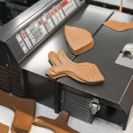 Ζητούνται εργάτες για εργοστάσιο υποδημάτων