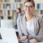 Ζητείται Ιδιαιτέρα Γραμματέας και Υπεύθυνη Επικοινωνίας από όμιλο ΜΜΕ (Μισθός 1.200€)