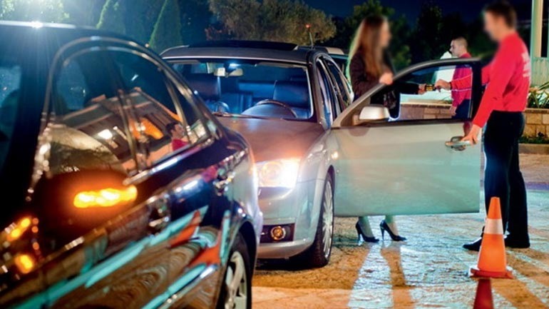 Ζητείται Παρκαδόρος σε ξενοδοχείο