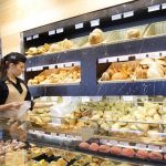 Ζητείται Πωλήτρια σε αρτοζαχαροπλαστείο