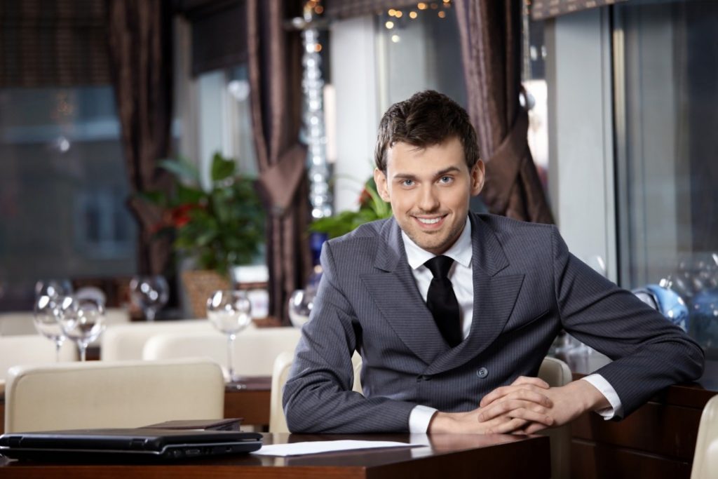 Ζητείται Βοηθός Υπευθύνου για restaurant πολυτελείας (Μισθός 1.100€)