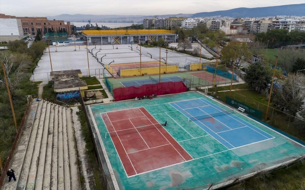 Ζητείται εργάτης - φύλακας σε αθλητικές εγκαταστάσεις (Μισθός 750€)