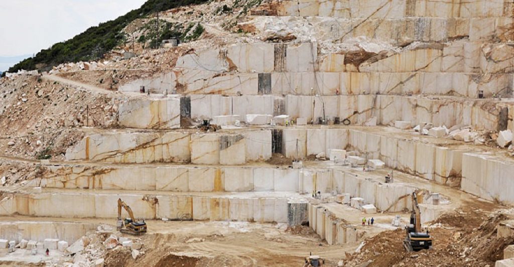 Ζητείται Αποθηκάριος λατομείου