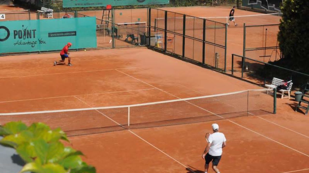 Ζητείται Γραμματειακή Υποστήριξη - Εξυπηρέτηση πελατών από Tennis Club (Μισθός 700€)