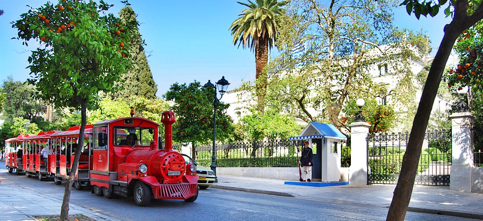Ζητείται Συνοδός σε τουριστικό τρενάκι