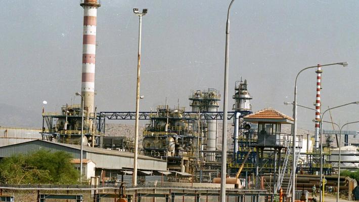 Zητούνται Ανειδίκευτοι Εργάτες σε ναυπηγεία και βιομηχανίες (Μισθός 1.000€)