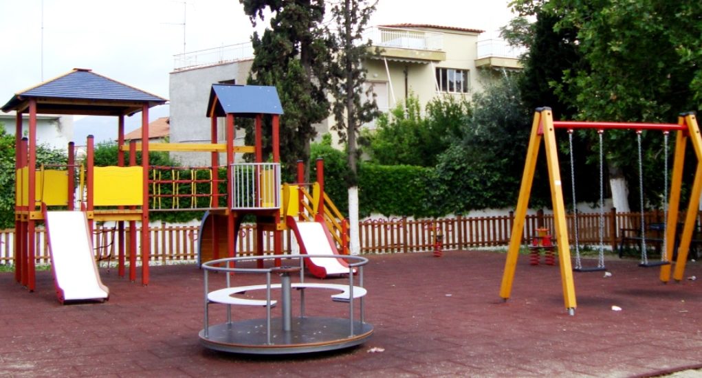 Ζητούνται Τεχνίτες για συναρμολόγηση και τοποθέτηση οργάνων παιδικής χαράς