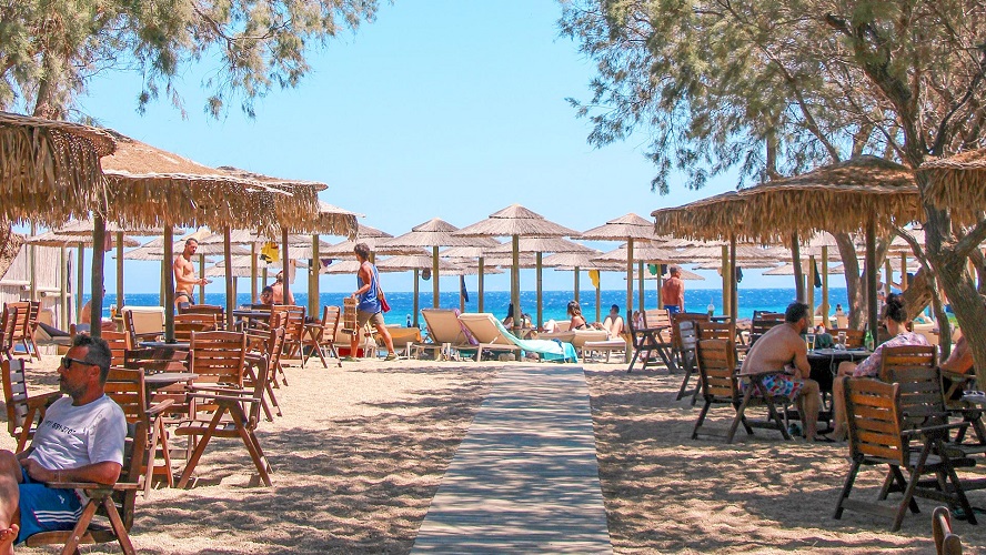 Ζητείται Προσωπικό σε beach bar για σεζόν (Μισθός 1.000€)