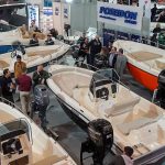 Ζητείται κοπέλα για την έκθεση boat & fishing