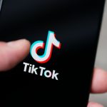 Ζητείται άτομο με εμπειρία στο TIK TOK