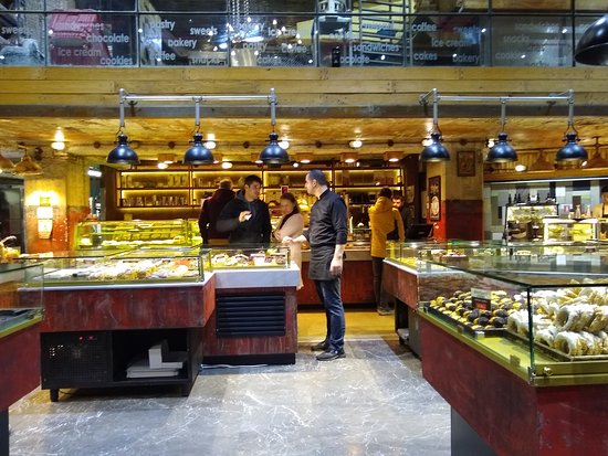 Ζητούνται Πωλητές / Πωλήτριες από το Bread Factory