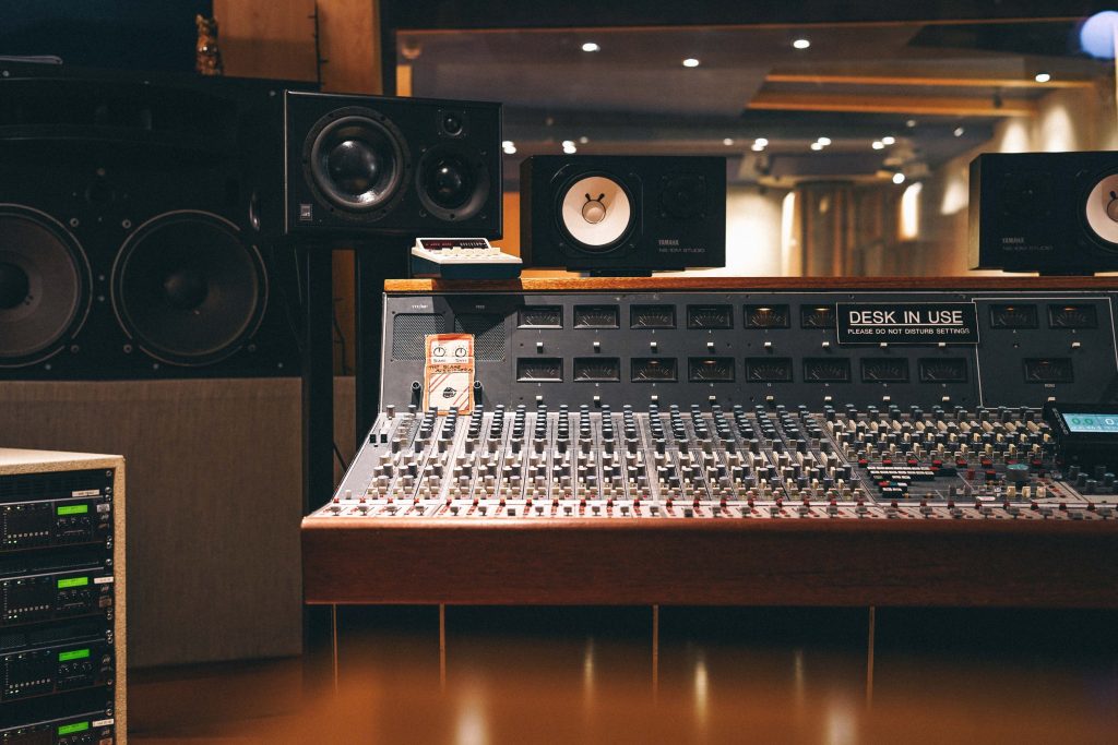 Ζητείται Υποδοχή - Γραμματεία σε Studio ηχογράφησης