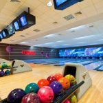 Ζητείται Σερβιτόρα σε σε αίθουσα bowling