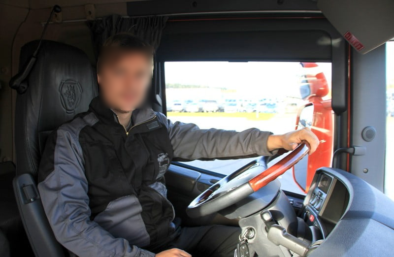 Zητείται Οδηγός φορτηγού με παπαγάλο από εταιρεία με δομικά υλικά (Ικανοποιητικό πακέτο αποδοχών)
