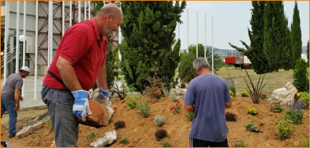 Ζητούνται Εργάτες Πρασίνου από τεχνική εταιρεία