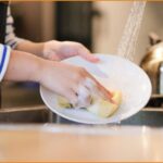 Ζητούνται άτομα για λάντζα & κρύα κουζίνα (Μισθός 1.700€+διαμονή+διατροφή+ασφάλιση)