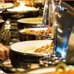 Ζητείται κοπέλα για μπουφέ από καφέ εστιατόριο (Μισθός 1.500€+διαμονή+διατροφή)