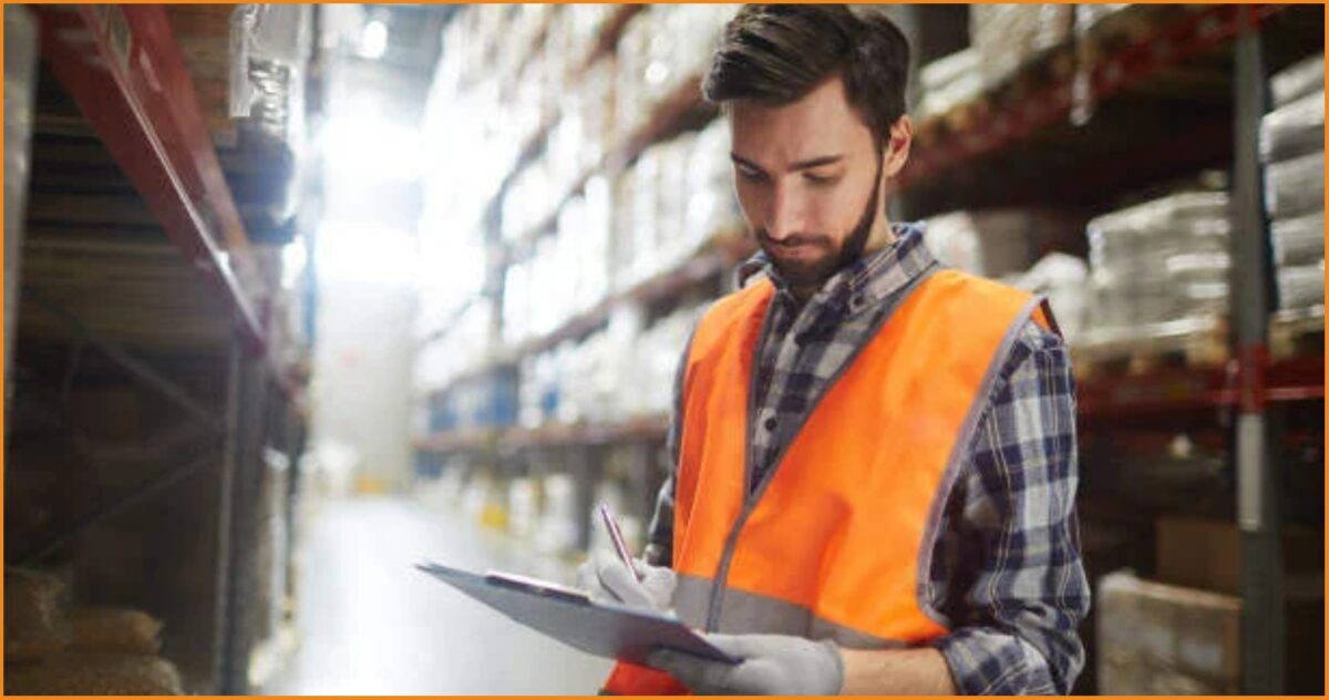Ζητείται αποθηκάριος για κατάστημα cash and carry οικιακών ειδών