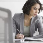 Ζητείται γραμματέας για παιδιατρικό ιατρείο